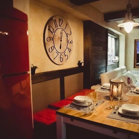 Luxury Danna Plaza Mayor كوينكا المظهر الخارجي الصورة