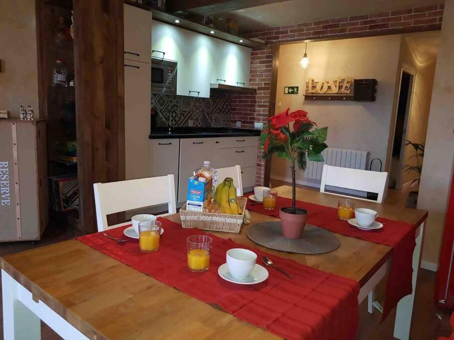 Luxury Danna Plaza Mayor كوينكا المظهر الخارجي الصورة